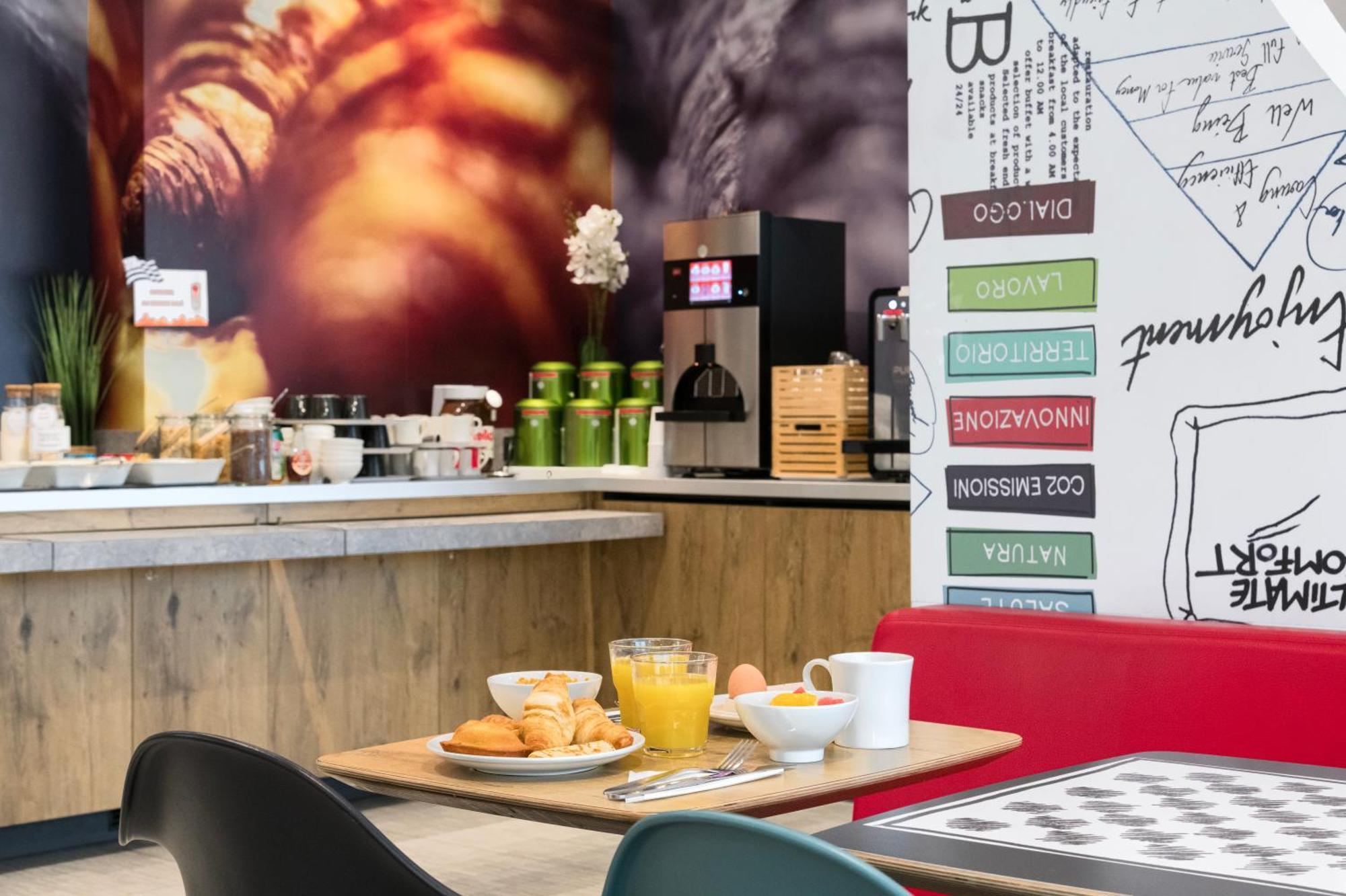 Ibis Centre Gare Sud Hotel 3*